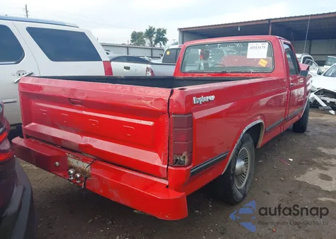 1981 Ford F100 из США, поврежденный, VIN 1FTCF10D2BPA68377